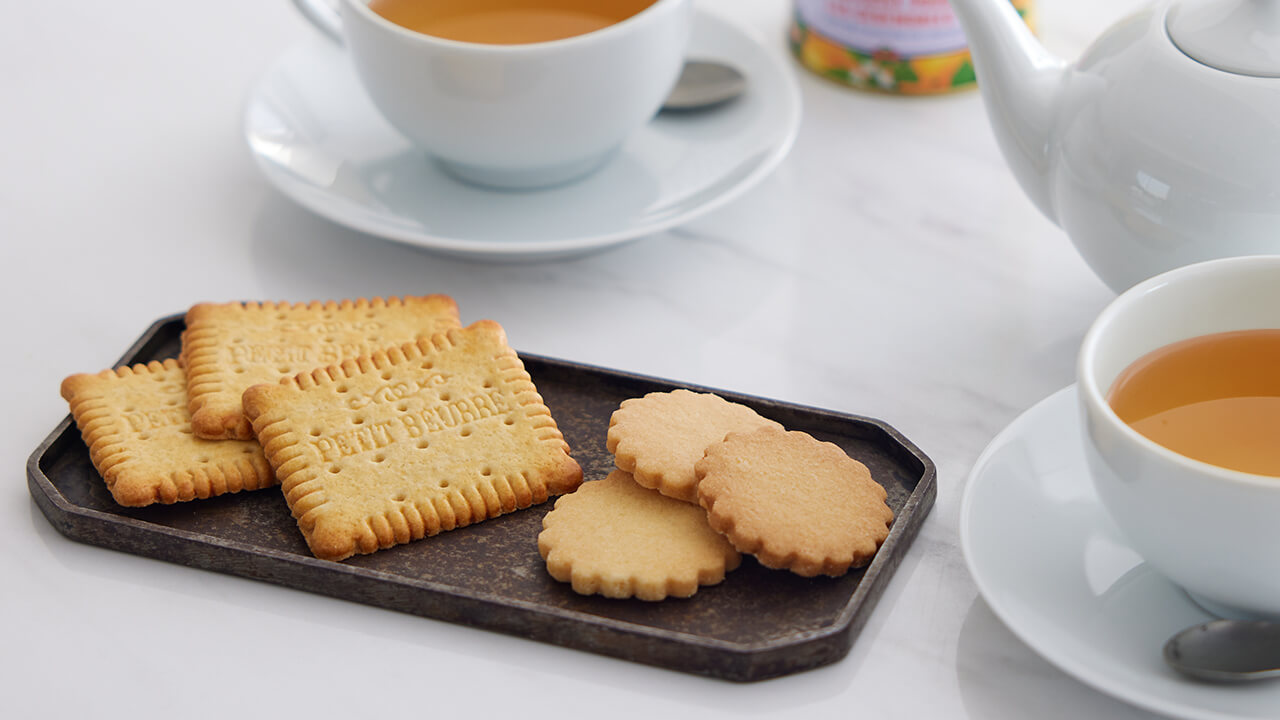 フランス各地域の風土を生かしてうまれた焼き菓子を味わう