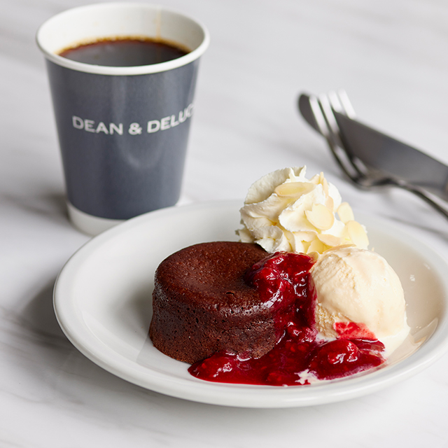 ひんやりバニラと、とろけるカカオのフォンダンショコラ