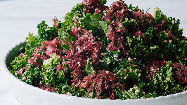 ケールと海藻のサラダ レモンドレッシング