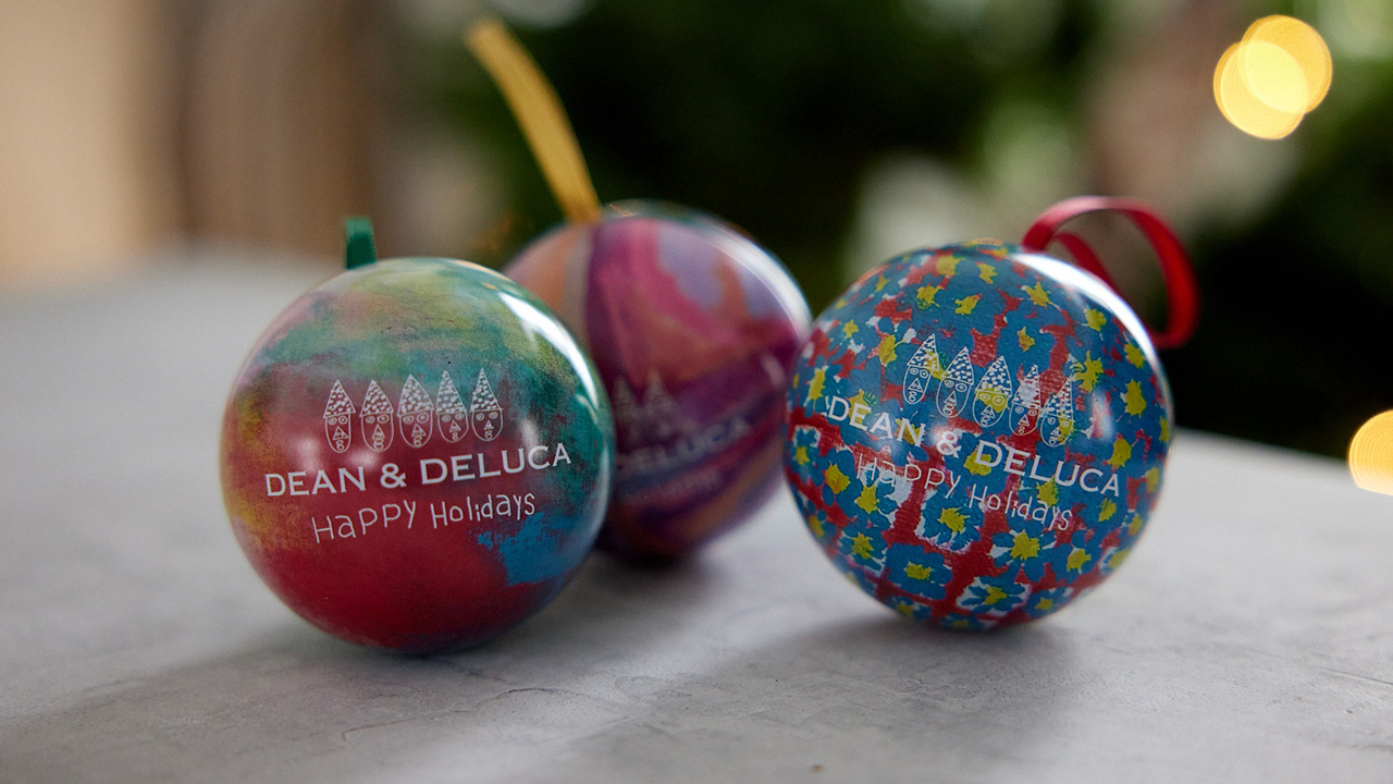 オーナメント缶