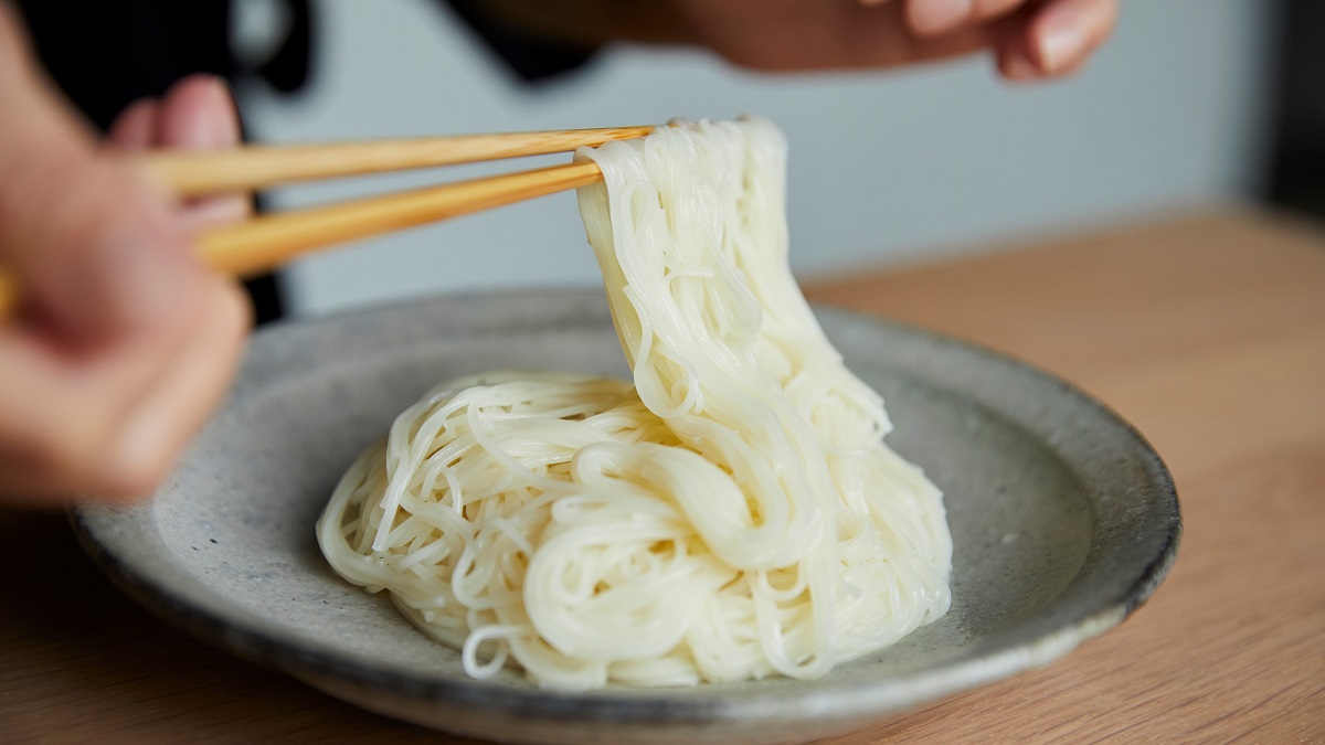 香ばし白身魚の万能みそだれ素麺のつくり方