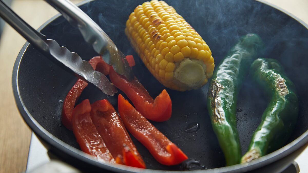 夏野菜と豚肉のスタミナごはんのつくり方