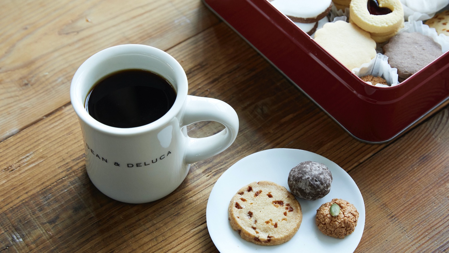 コーヒーと焼き菓子