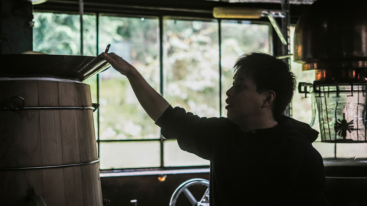 アルケミエ 辰巳蒸留所