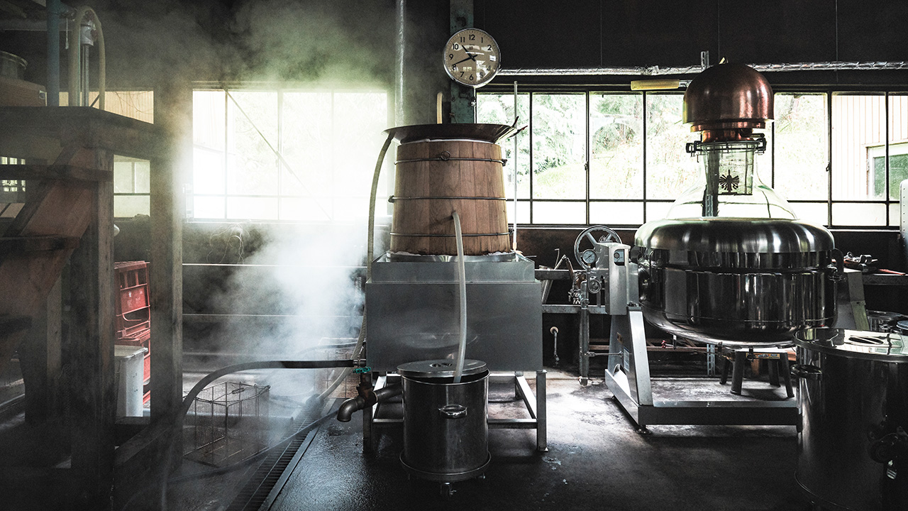 アルケミエ 辰巳蒸留所