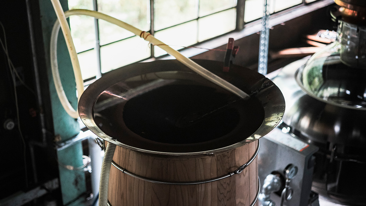 アルケミエ 辰巳蒸留所