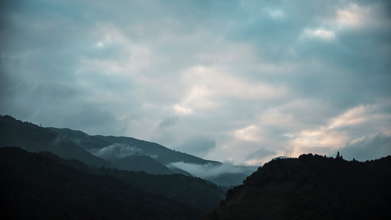 ⼈間が⼭の⾃然と共存するために