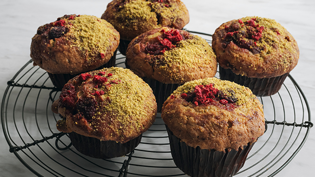 ラズベリーピスタチオマフィン