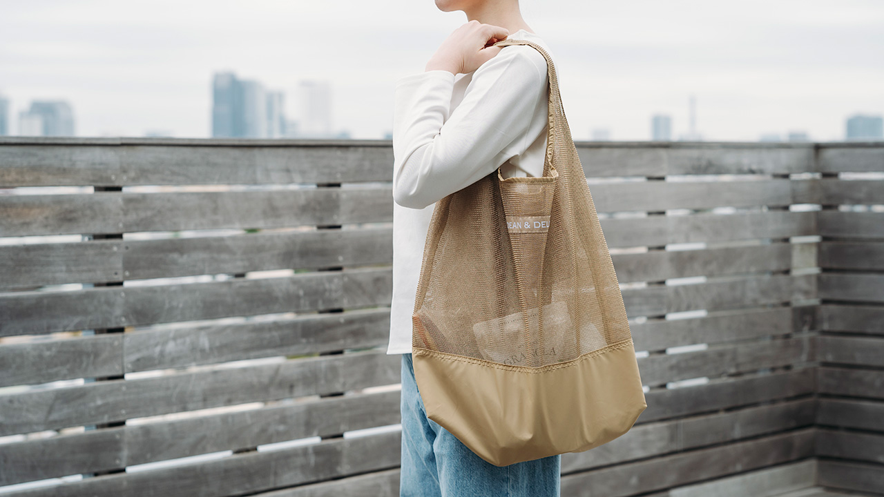 ナイロン素材のメッシュ