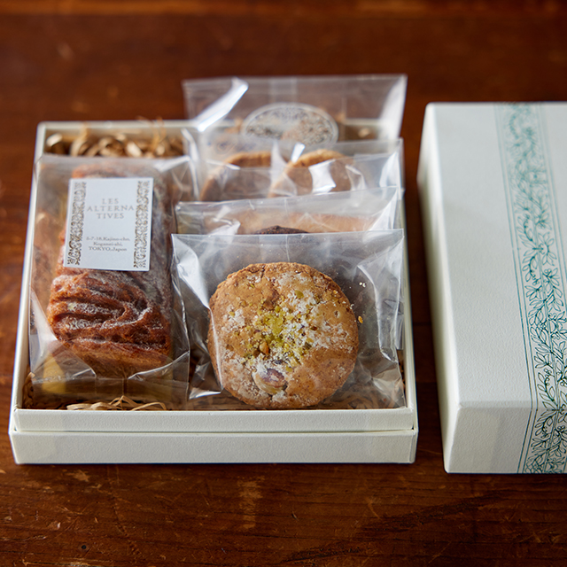 ケークヴァニーユと焼き菓子のギフト