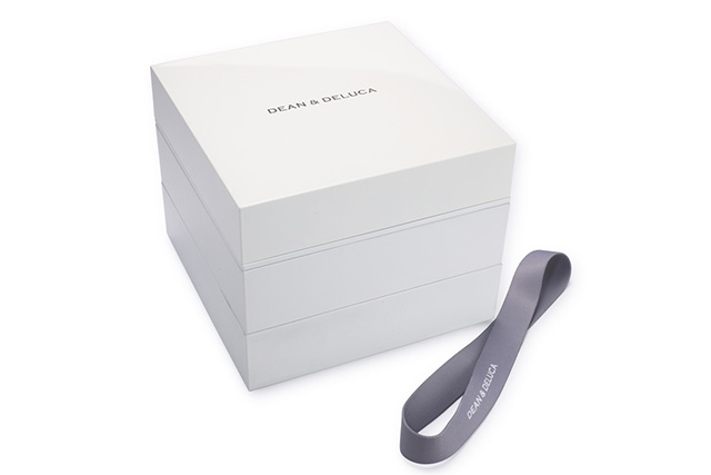 ディーンアンドデルーカ三段重