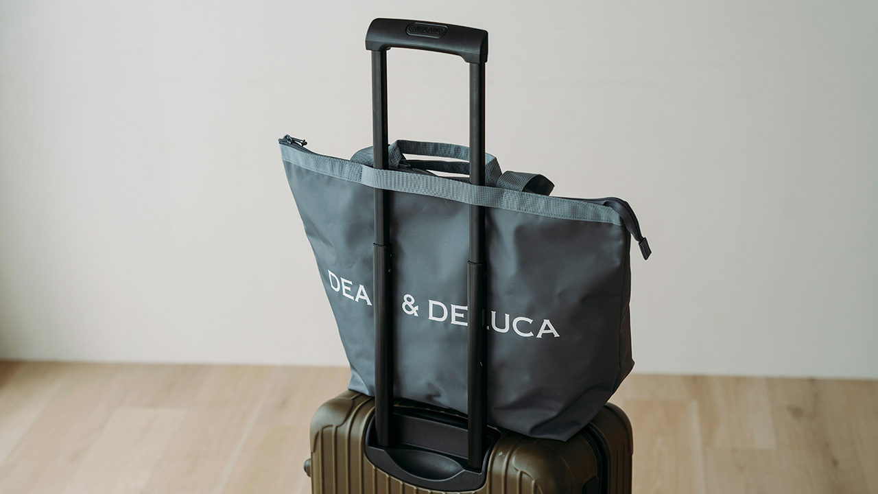 キャリーバーに通せるデザイン