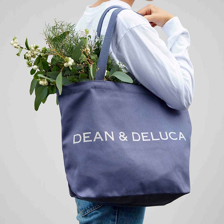 11月1日(水)11時販売開始＞DEAN & DELUCA チャリティートートバッグ