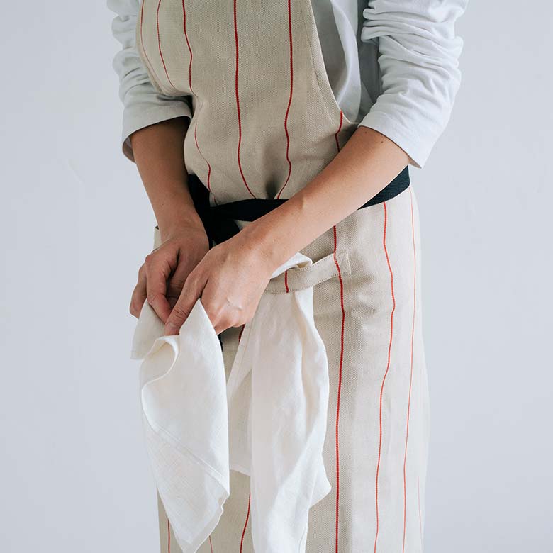 完売＞DEAN & DELUCA ジャガードストライプエプロンレッド