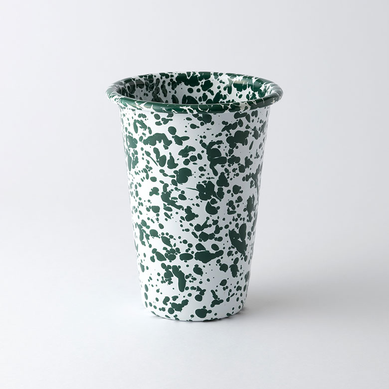 アウトドアシーンで役立つ、エナメルウェア『CROW CANYON HOME（クロウ