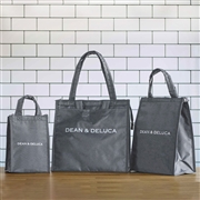 ギンガムチェックがキュート！「DEAN＆DELUCA」がバッグブランド