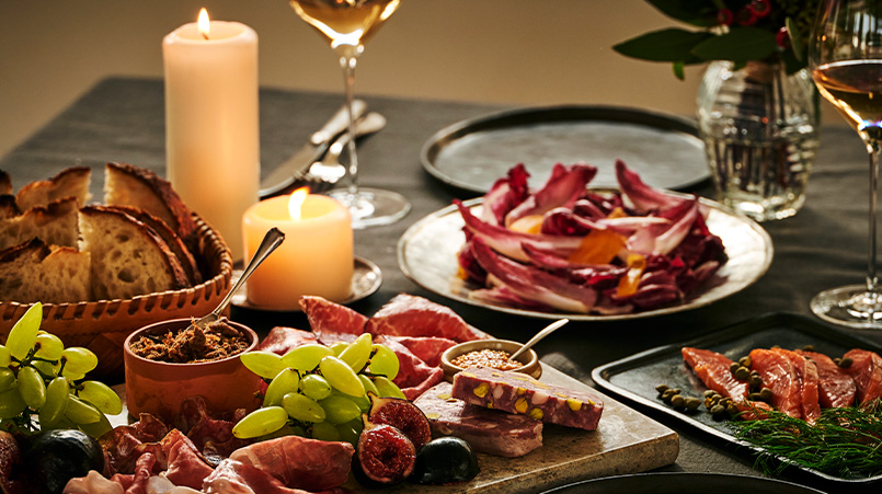 ホリデーを囲む食卓