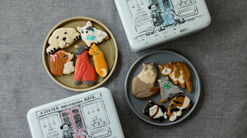 お菓子缶とクッキー缶