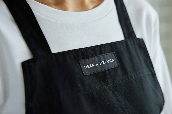 【再入荷】 フルエプロン DELUCA & DEAN ブラック DELUCA【公式】 & DEAN | エプロン・三角巾